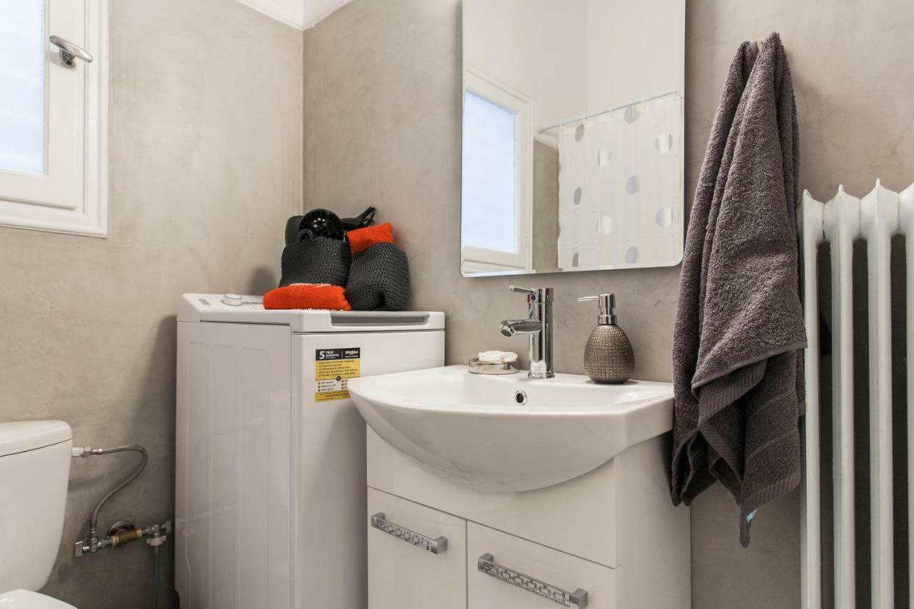 Private Central View Rooms In Apartment Near To Acropolis Metro Station أثينا المظهر الخارجي الصورة