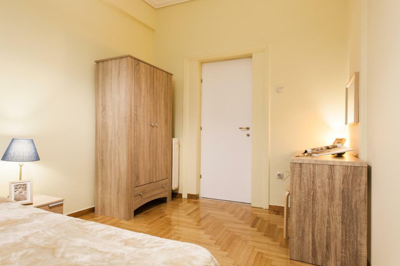 Private Central View Rooms In Apartment Near To Acropolis Metro Station أثينا المظهر الخارجي الصورة