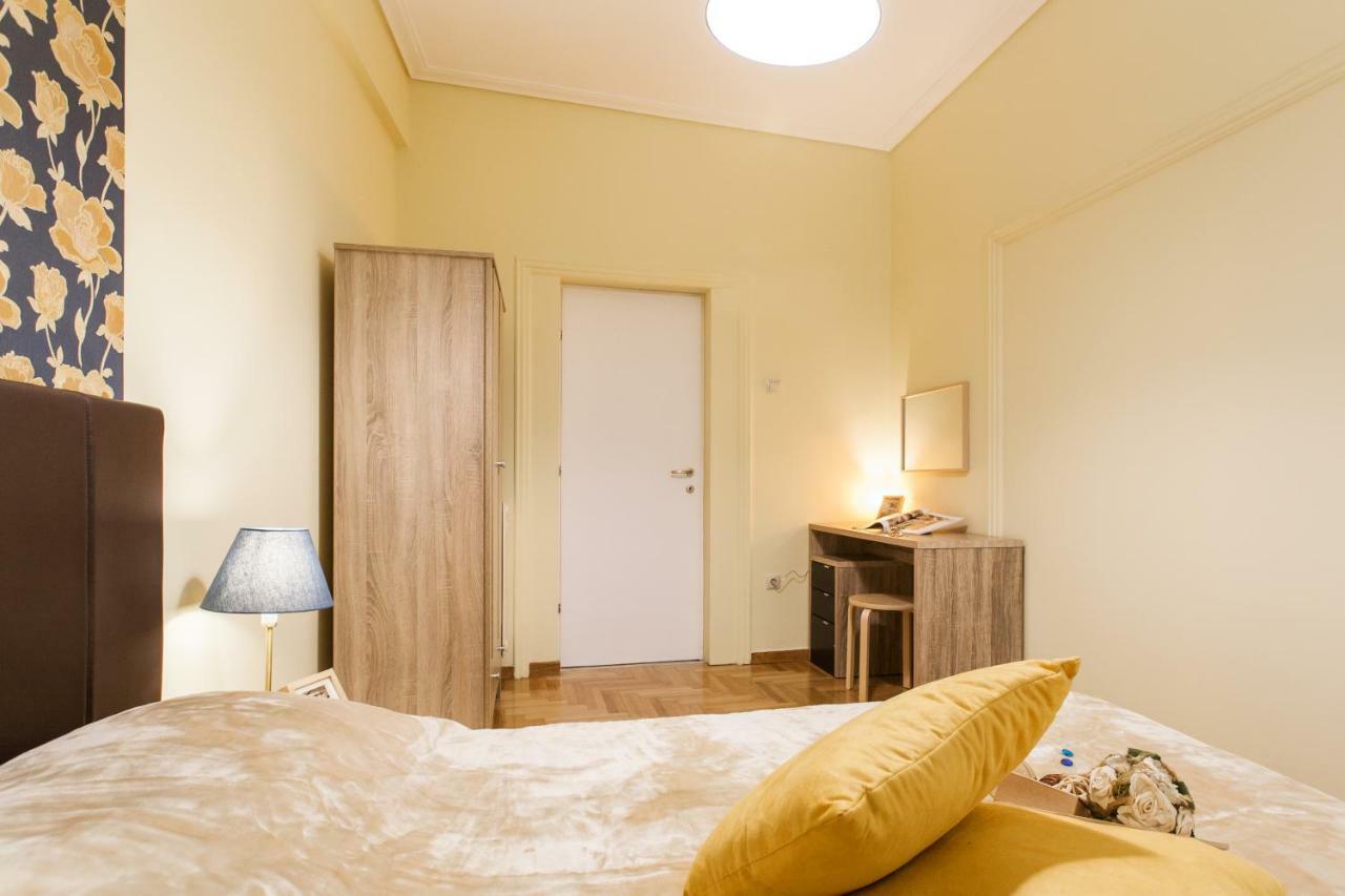 Private Central View Rooms In Apartment Near To Acropolis Metro Station أثينا المظهر الخارجي الصورة